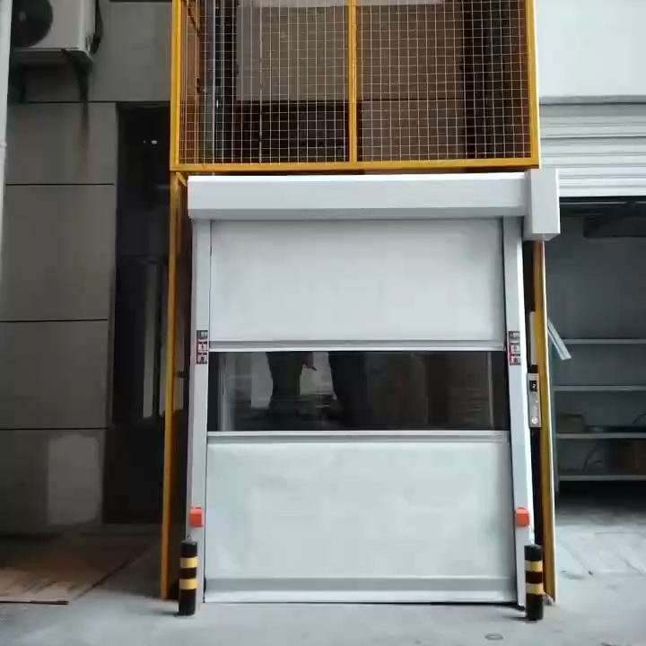 升降梯快速门